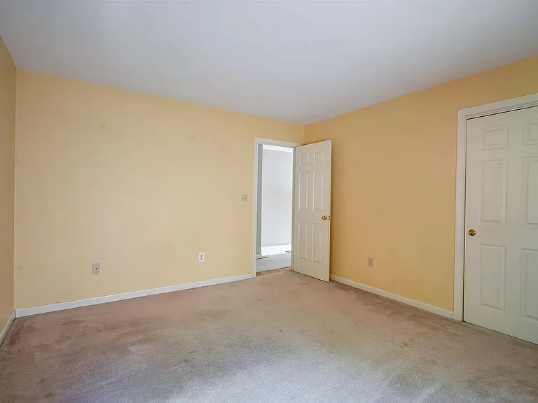 67 Sargent Rd — Photo 59