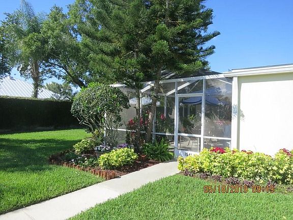 3rd image of 1541 SW Waterfall Blvd
