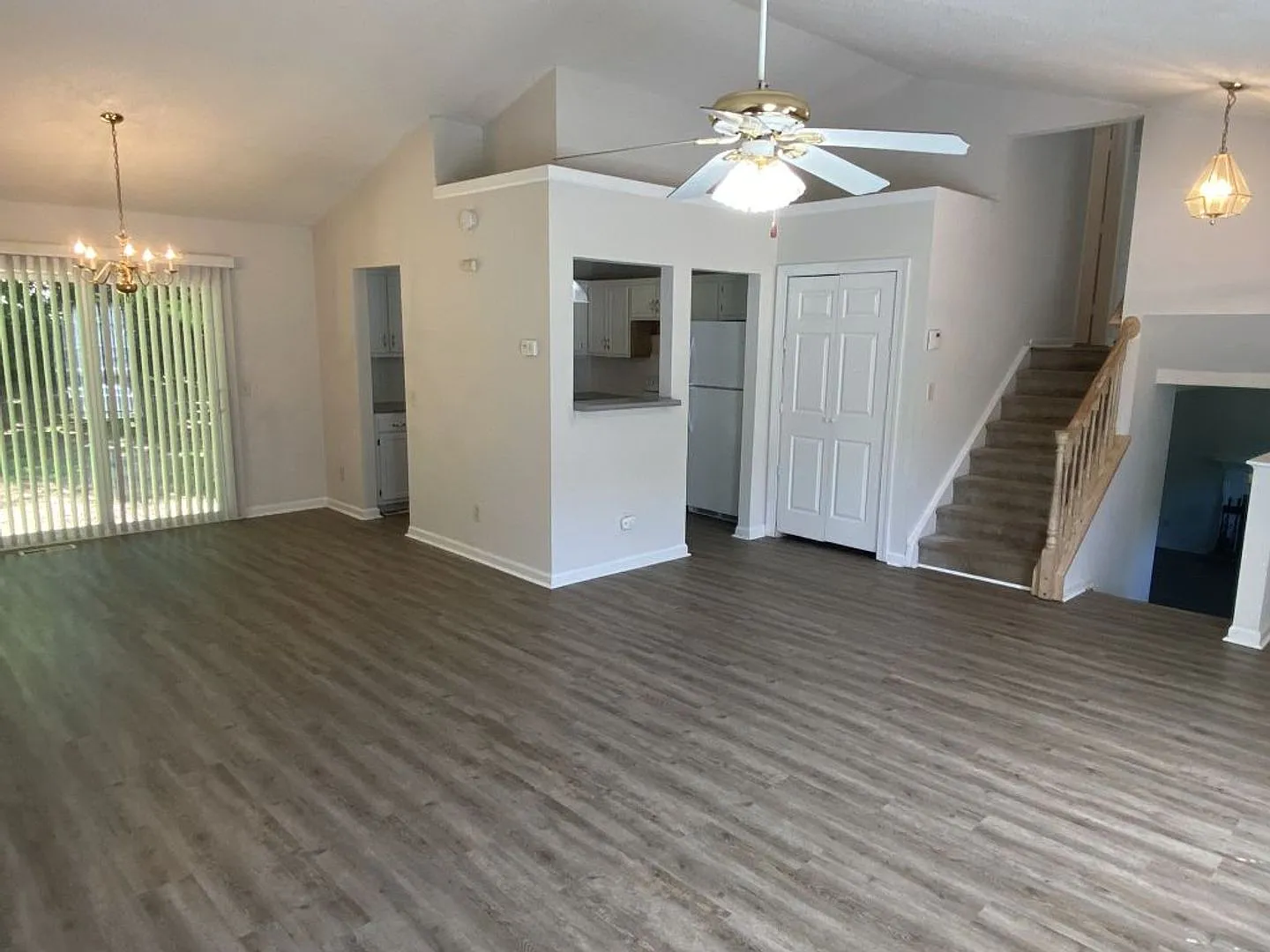 Spacious 4 Bed, 3 Bath home in Derita Area — Photo 4