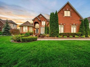 55560 Timbers Edge Dr, Shelby Township, MI 48316