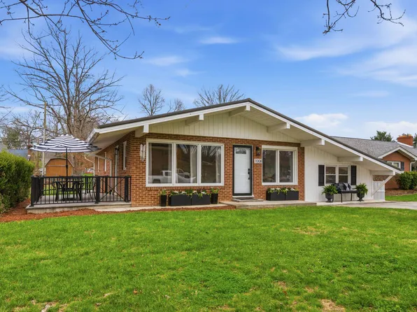 1008 Custis St, Radford, VA 24141