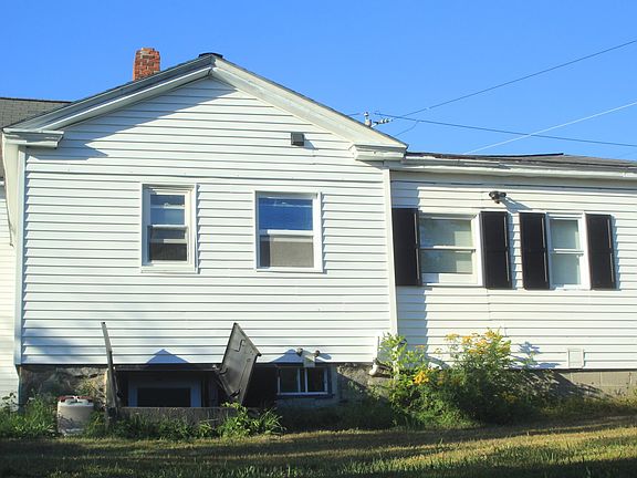 3rd image of 448 Forbush Avenue