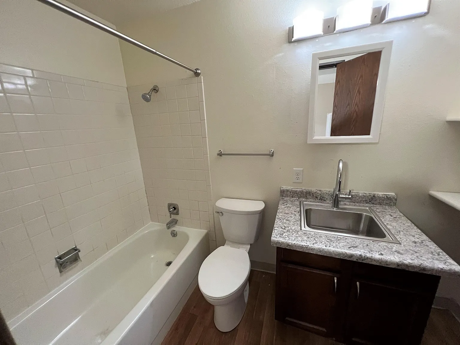 316 S Elm St - 16 PLEX - 2A — Photo 4