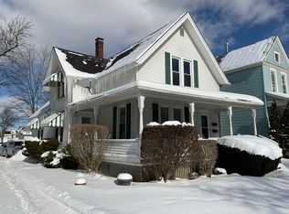 211 5th St, Elyria, OH 44035