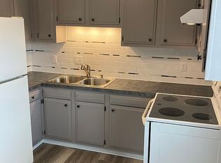 612 & 616 Griffith Rd, Akron, OH 44312