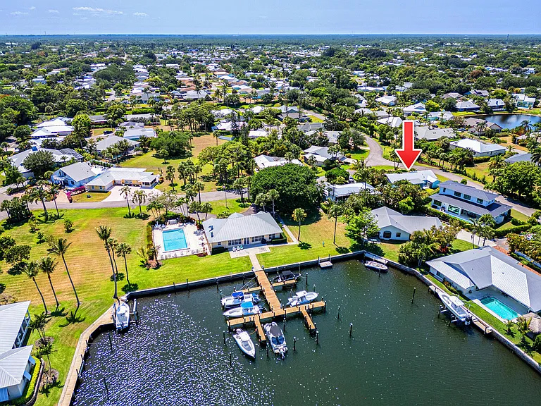 9165 SE Yacht Club Cir — Photo 30