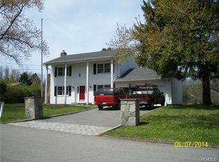 3195 Radcliffe Dr, Yorktown Heights, NY 10598