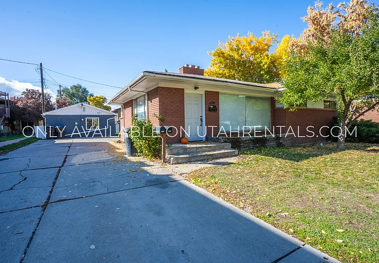 639 N 600 W — Photo 1