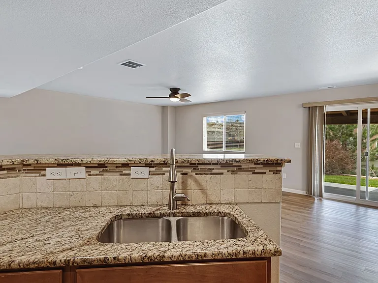 4227 Date St — Photo 25