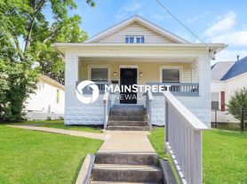 3710 Vermont Ave