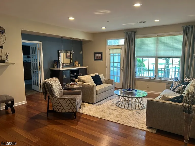 8 Quarry Dr #C1 — Photo 2