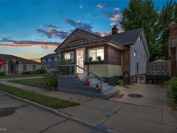 157 E 316th St, Eastlake, OH 44095