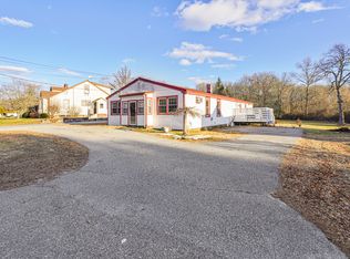 38 Lake St, Moosup, CT 06354