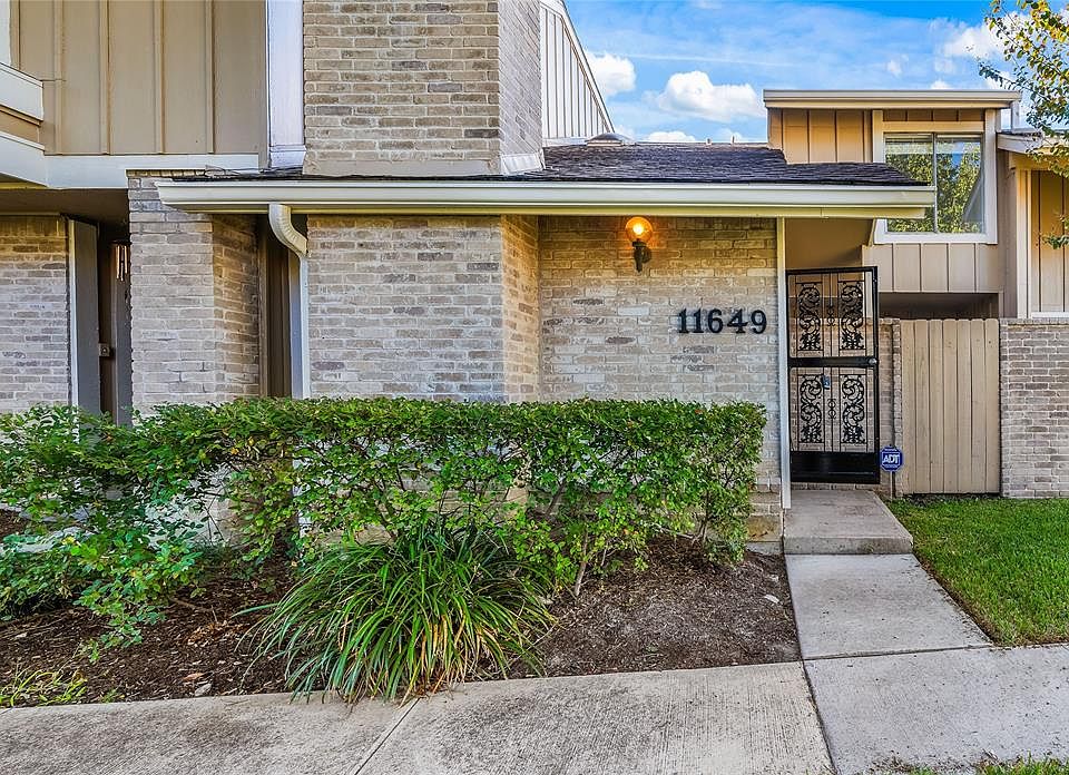 11649 Village Place Dr 202, Houston, TX 77077 MLS 13677587 Zillow