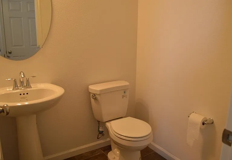 49 Medieval St — Photo 13