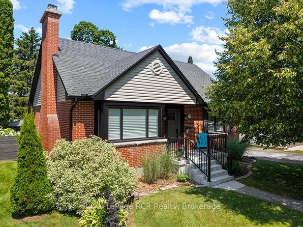 578 7th St W, Owen Sound, ON N4K 3L6