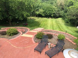 1460 White Chapel Ln, Algonquin, IL 60102