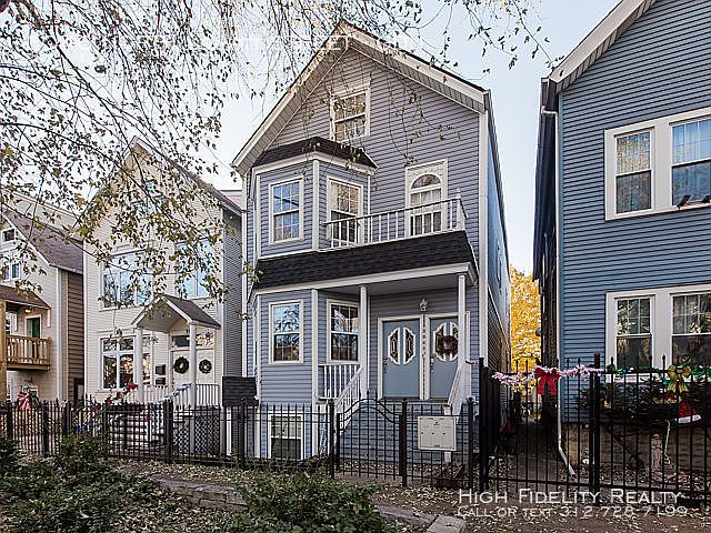 1st image of 3046 N Leavitt St