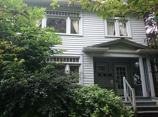 521 N 73rd St, Seattle, WA 98103