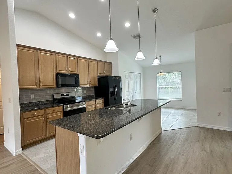 37 Bud Shire Ln — Photo 5