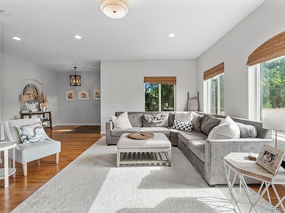3rd image of 1017 S Krameria Street