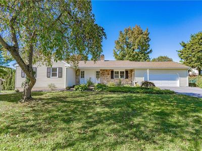 1426 Stoneridge Rd S, Allentown, PA, 18104