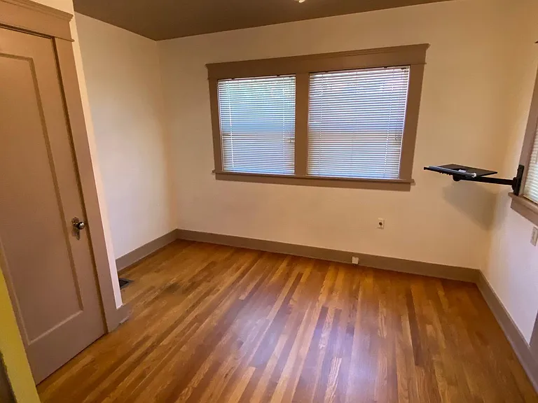 625 Forest St — Photo 10