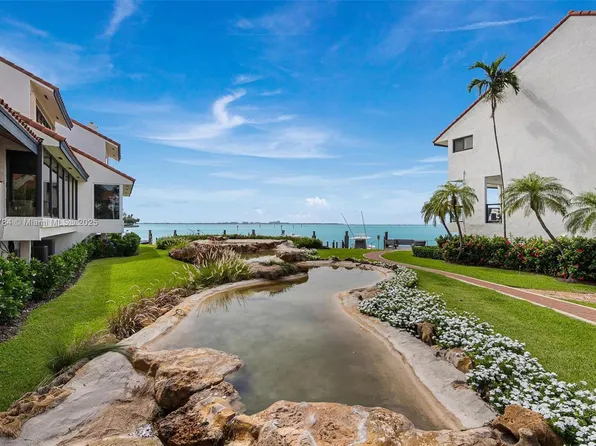 2000 S Bayshore Dr APT 69, Miami, FL 33133