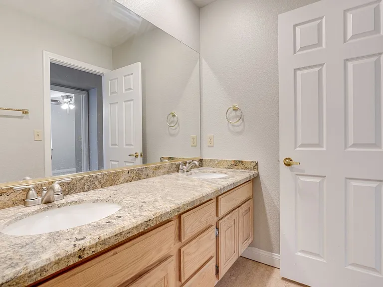 2816 Mellow Breeze St — Photo 41