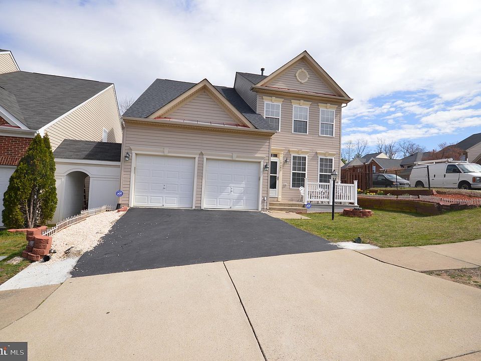 1st image of 15433 Leeds Hill Way