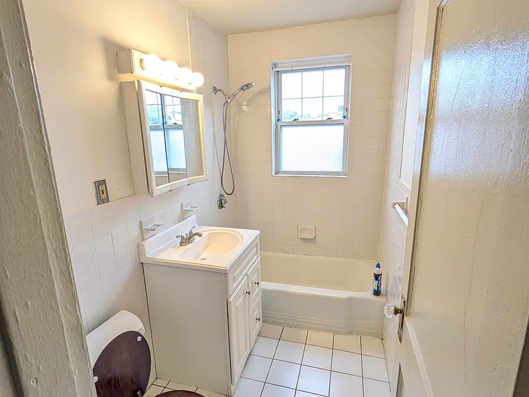 20 Grove St — Photo 7