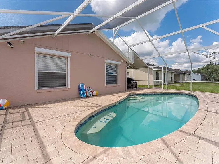 271 Indian Point Cir — Photo 21