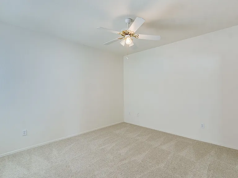 15225 N 100th St #2200 — Photo 6