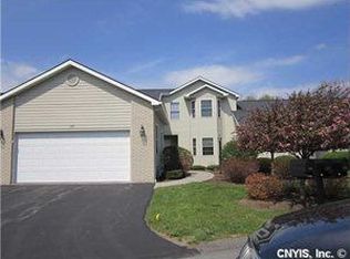 107 Whispering Stream Way, Fayetteville, NY 13066