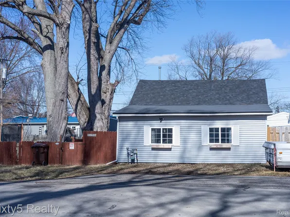 3369 5th St, Monroe, MI 48162