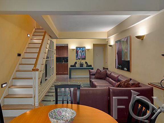 4th image of 425 E 79th St APT 5E