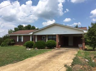 10534 Buggs Ferry Rd, Macon, MS 39341