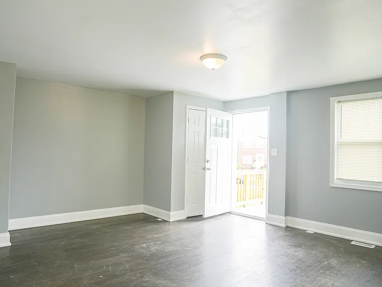 1200 Deanwood Rd — Photo 16
