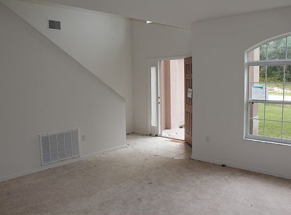 5th image of 442 Mulberry Ct