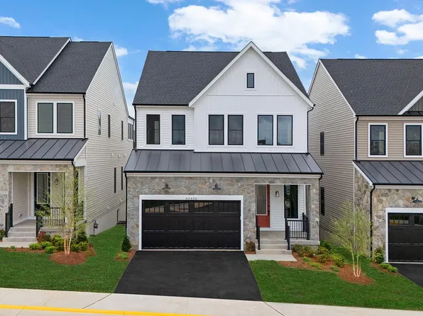 44494 Coalport Sq, Ashburn, VA 20147