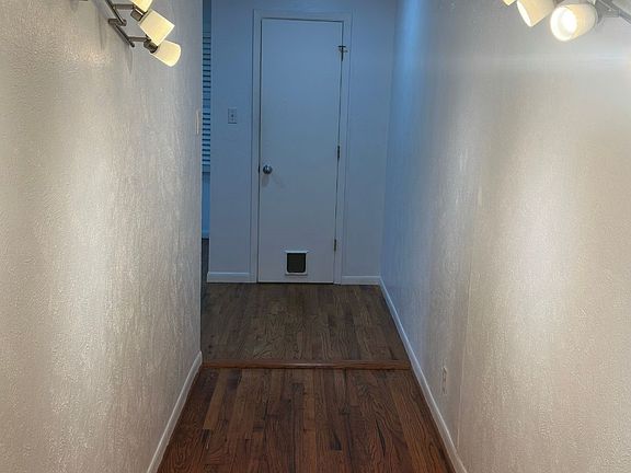 4th image of 5034 N Hall St