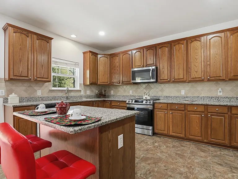 3040 Kilarney Ridge Loop — Photo 10