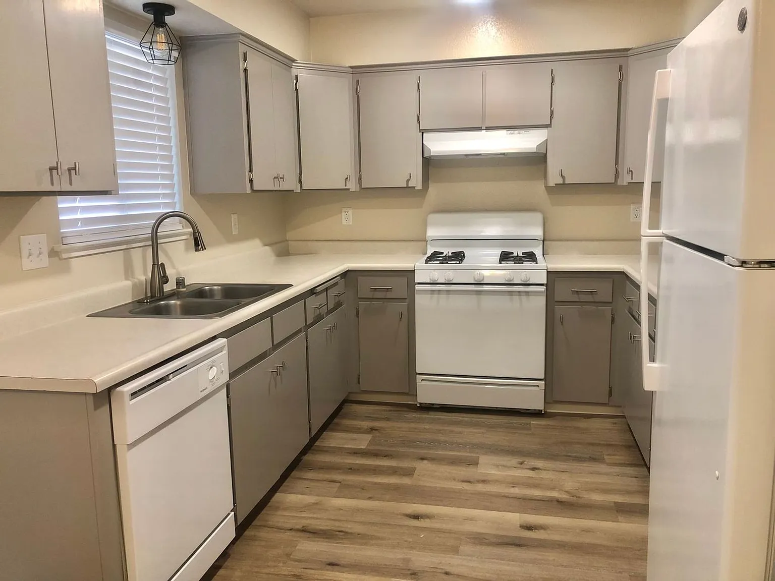 3rd & Cedar Townhomes — Photo 4