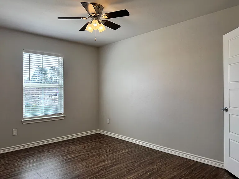 2300 Airline Dr #2305 — Photo 19
