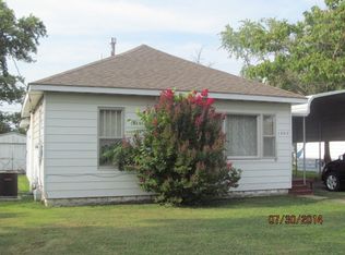 1002 E Carter St, Marion, IL 62959