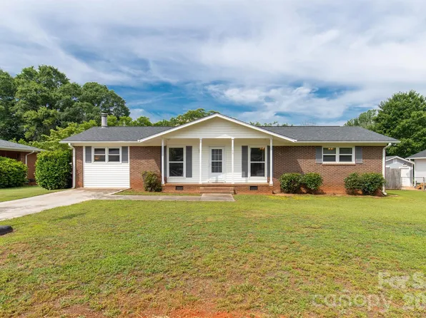 755 Emorywood Ave, Rock Hill, SC 29730