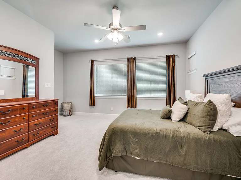 2703 Trinity Ridge St — Photo 15
