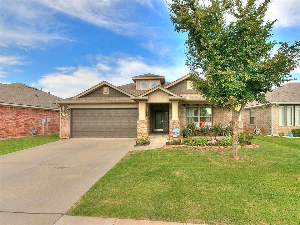 1st image of 2721 Leopard Lily Dr