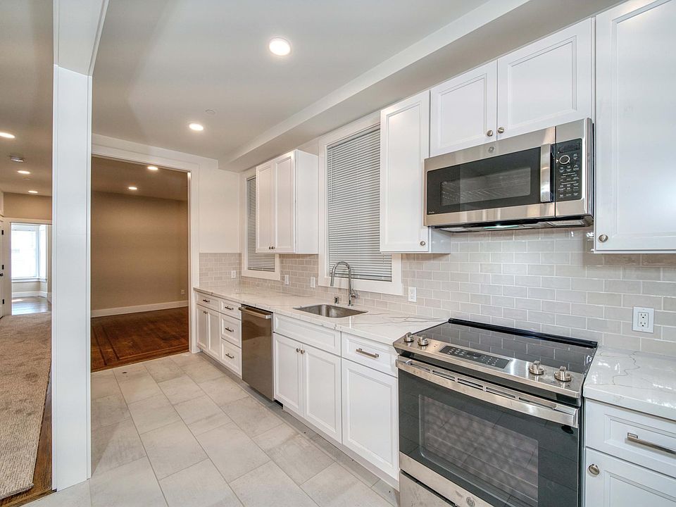 1st image of 933 Jones St #3