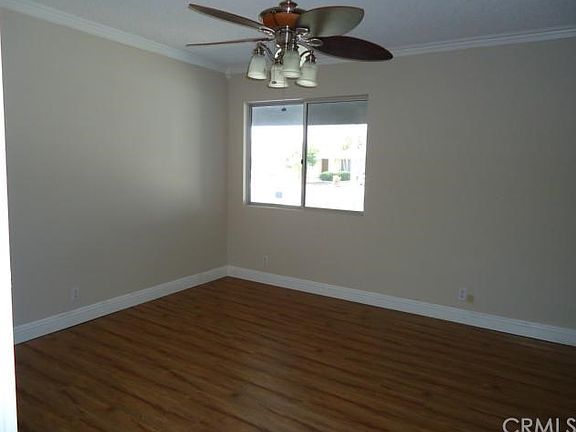 4th image of 4371 Washington Ave